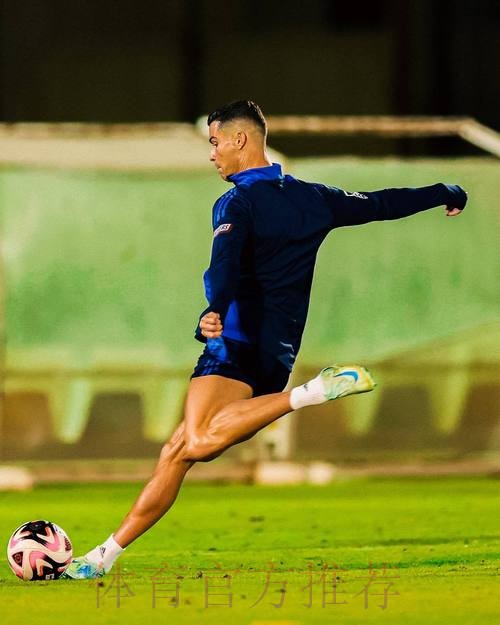 曝佛爷曾说要买回C罗 回归有2大障碍!很难理清 曝佛爷曾说要买回C罗 回归有2大障碍!很难理清