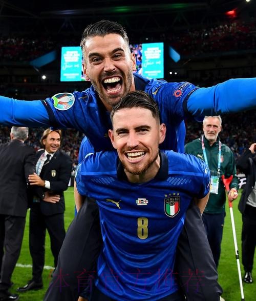 皇马有意斯皮纳佐拉 考虑用马约拉尔进行交换 皇马有意斯皮纳佐拉 考虑用马约拉尔进行交换