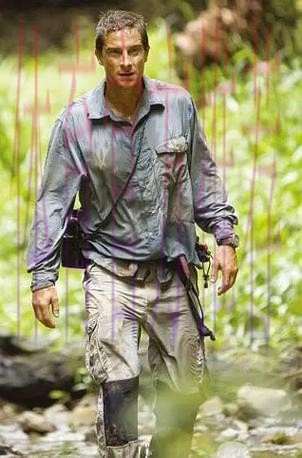 贝尔像野兽一样训练 心情不错与队友有说有笑 贝尔像野兽一样训练 心情不错与队友有说有笑